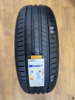 235/55R18 PIRELLI